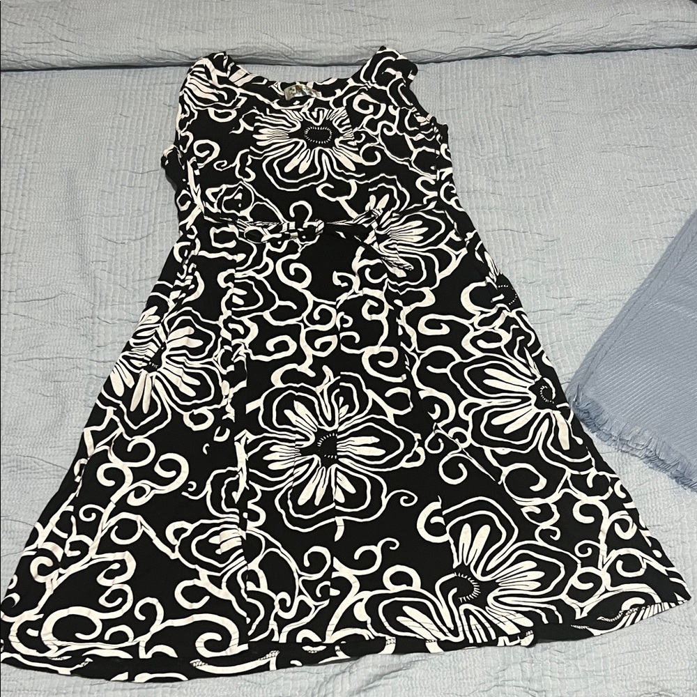 India Boutique Black and White Floral Dress